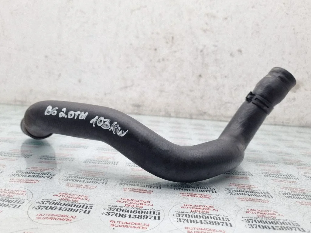 Engine coolant pipe/hose 3C0122101R