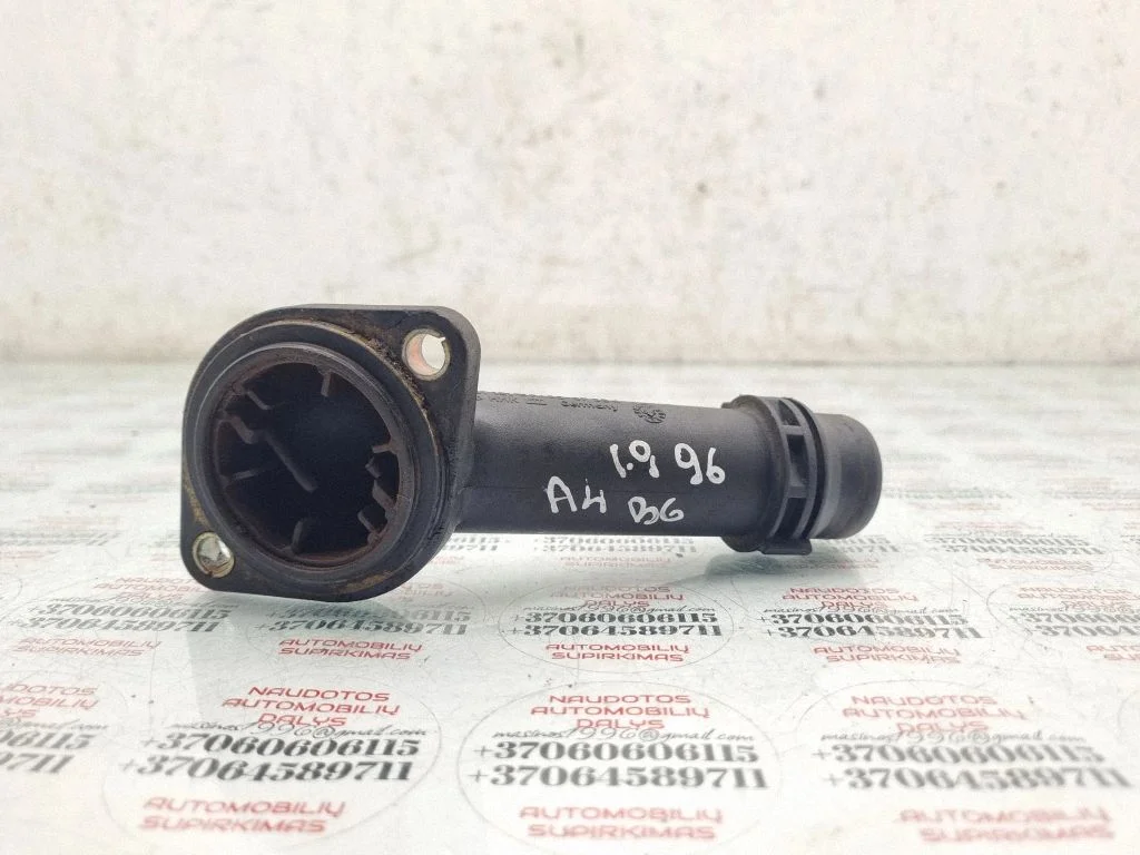 Engine coolant pipe/hose 038121121B