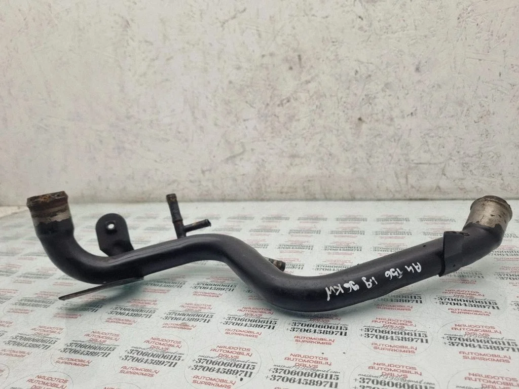 Engine coolant pipe/hose 038121071F