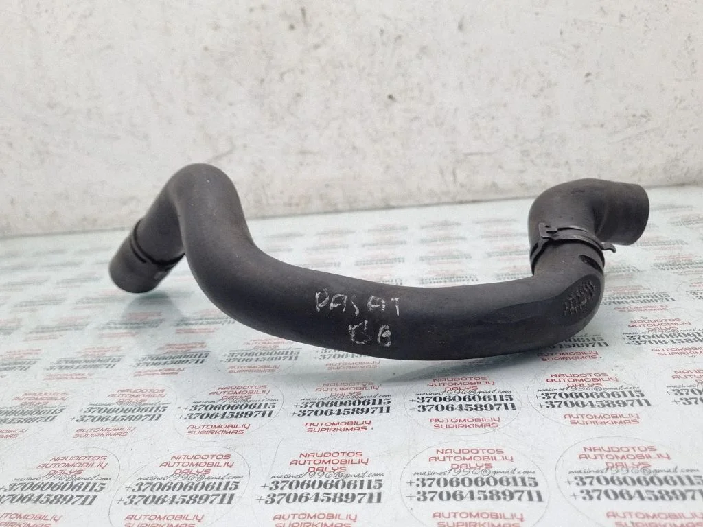 Engine coolant pipe/hose