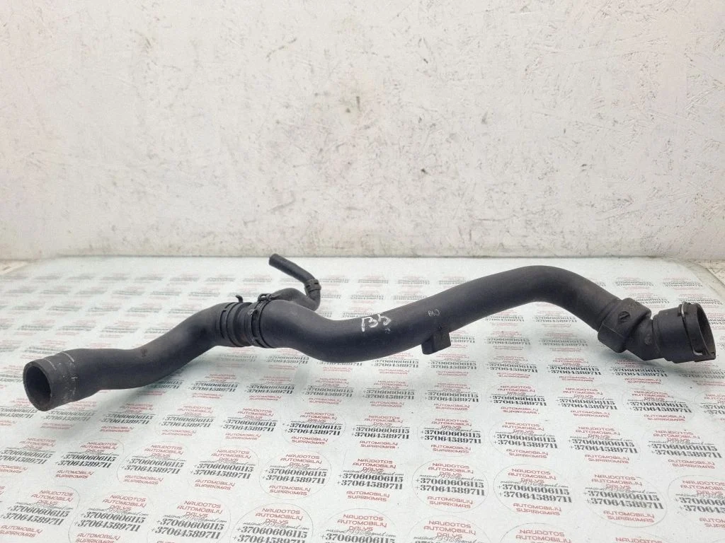 Engine coolant pipe/hose 8D0121101AJ