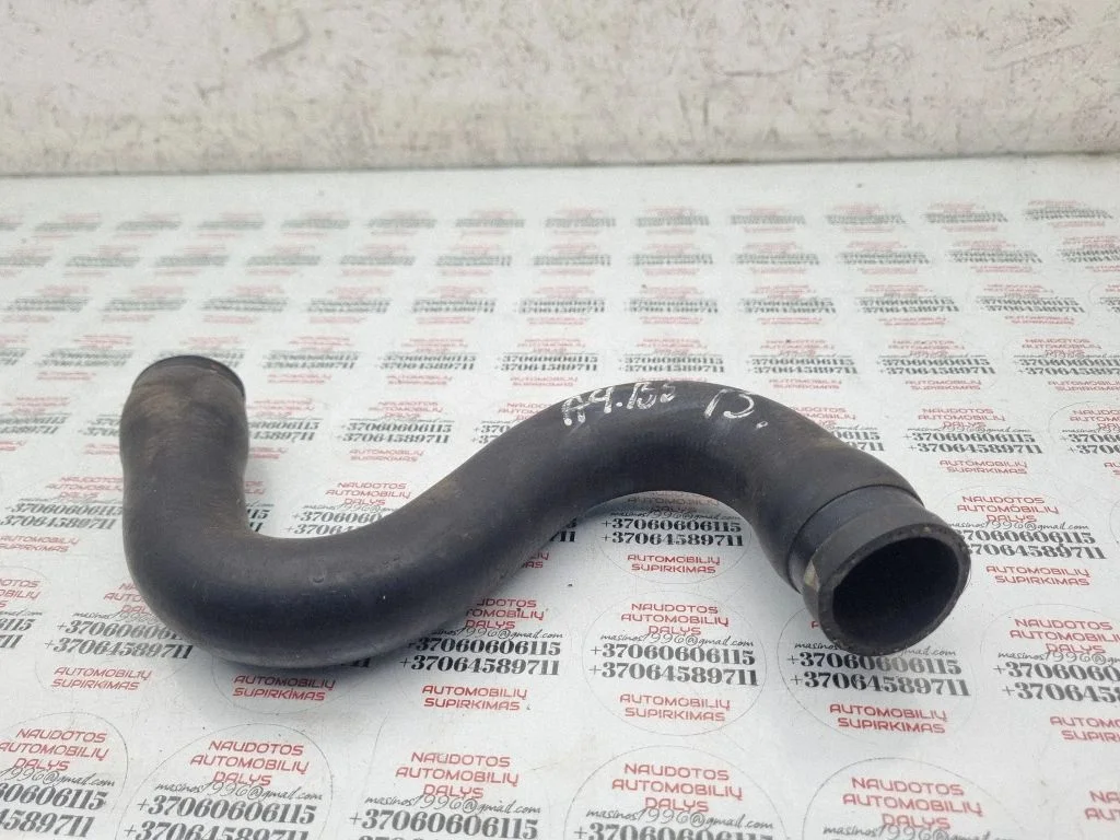 Engine coolant pipe/hose