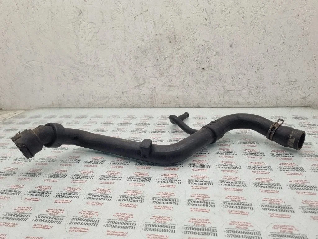 Engine coolant pipe/hose – Volkswagen Passat B5 (1997-2000)