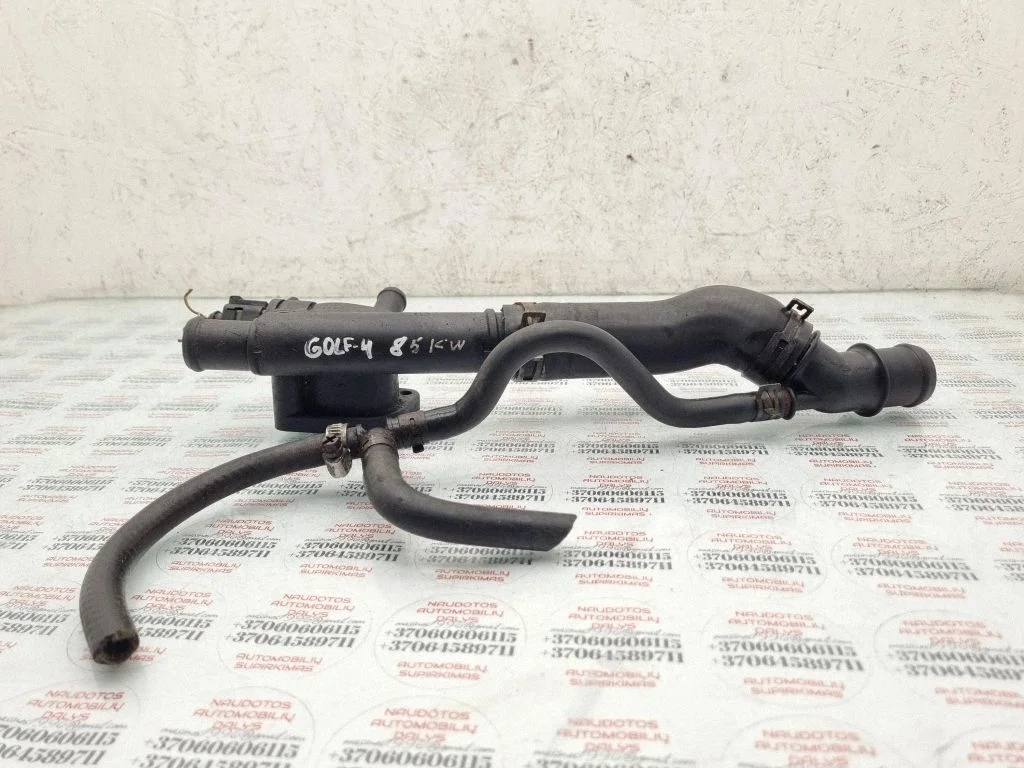Engine coolant pipe/hose 038121133