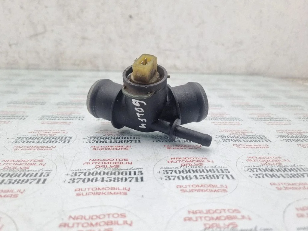 Engine coolant pipe/hose 1J0121087