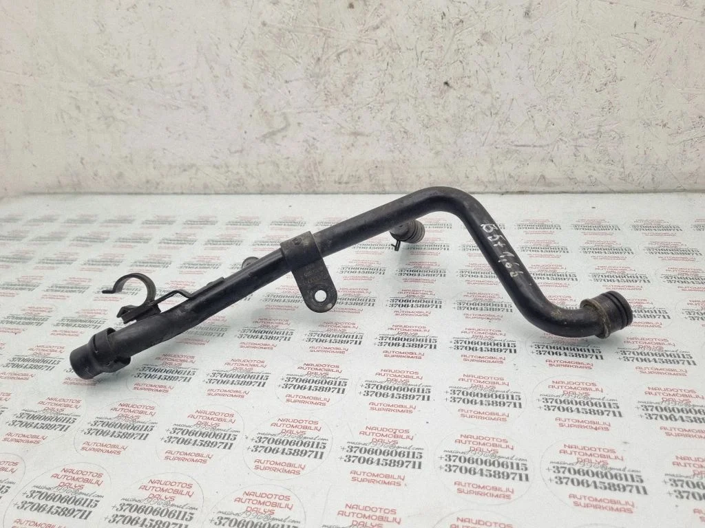 Engine coolant pipe/hose 06B121065L