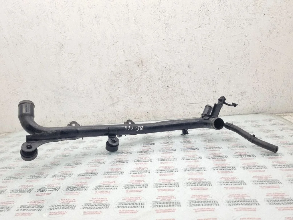 Engine coolant pipe/hose 06B121071AJ