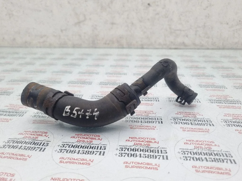 Engine coolant pipe/hose 8D0203515