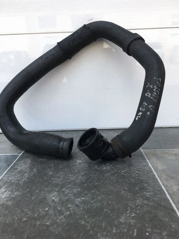 Engine coolant pipe/hose 1K0122291L