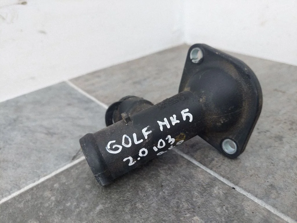 Engine coolant pipe/hose – Volkswagen Golf Plus (2005-2013)