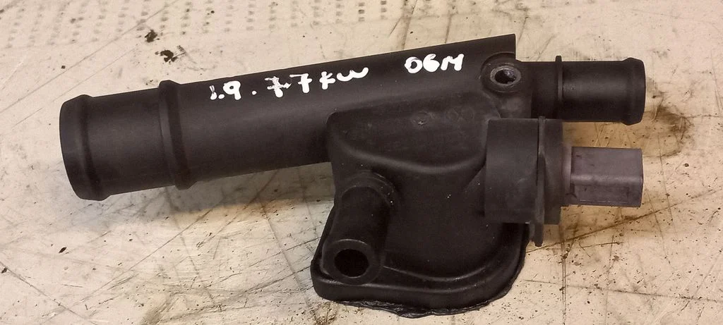 Engine coolant pipe/hose – Skoda Fabia Mk1 (6Y) (1999-2007)