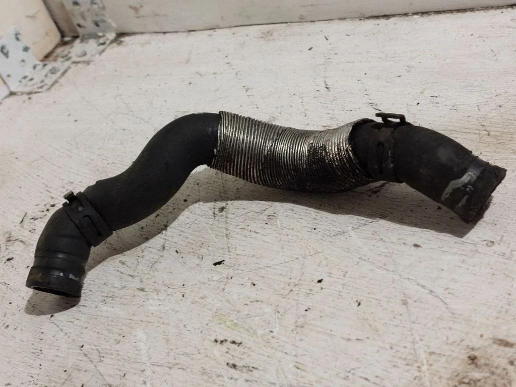 Engine coolant pipe/hose 3C0121157AA