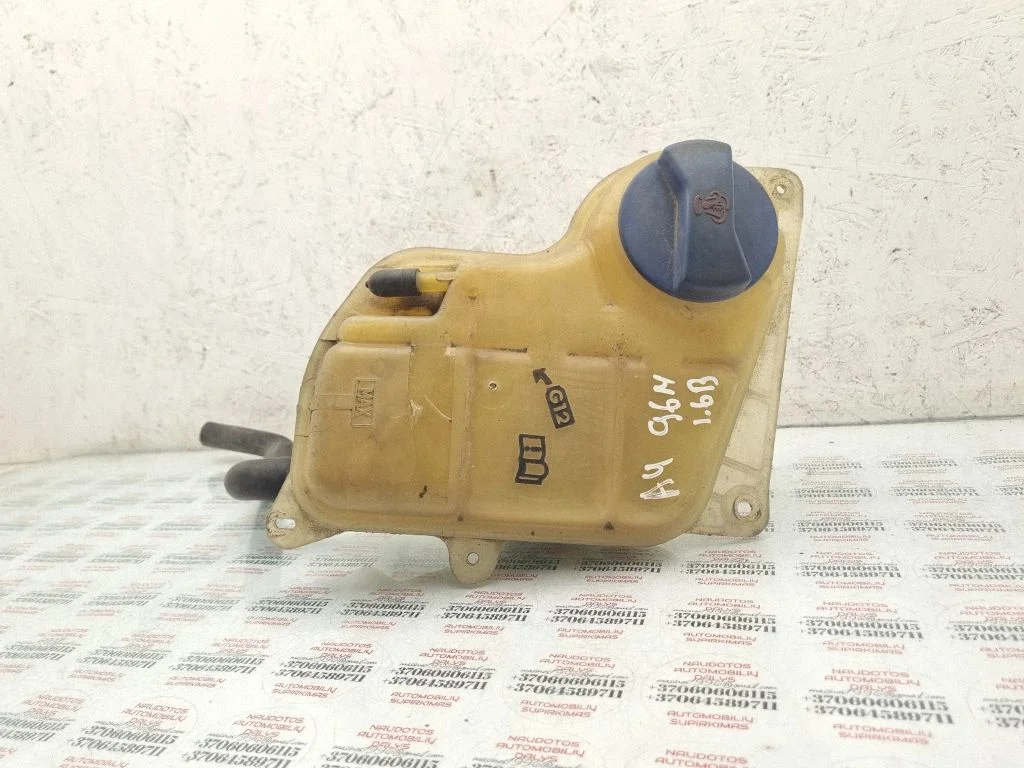 Dzesēšanas šķidruma izplešanās tvertne 8D0121403L