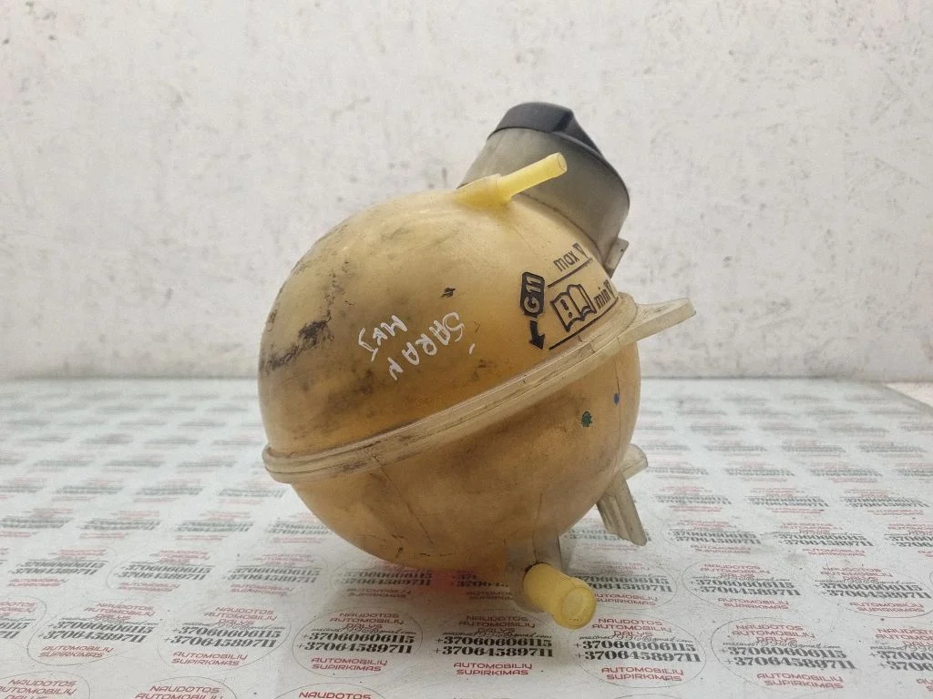 Jahutusvedeliku paisupaak 7M0121407C