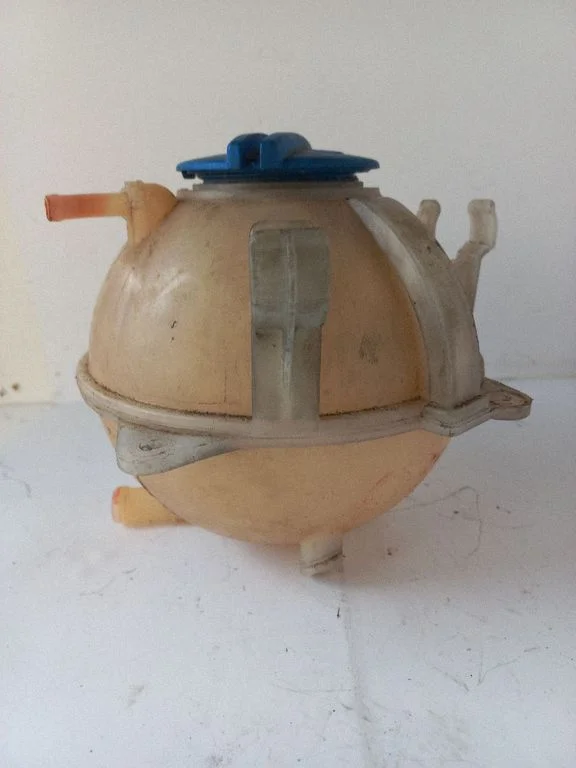Coolant expansion tank/reservoir 1K0121407