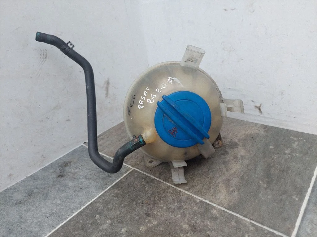Coolant expansion tank/reservoir 1K0121407A