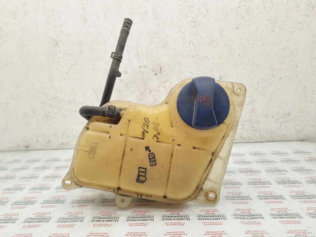 Coolant expansion tank/reservoir 8D0121403L