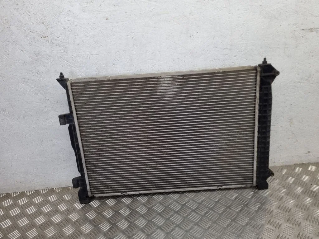 Coolant radiator