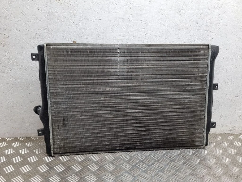 Dzesēšanas šķidruma radiators 0064215