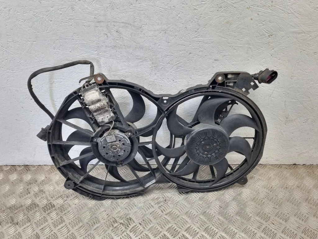 Elektriline radiaatori jahutusventilaator 4F0959455E