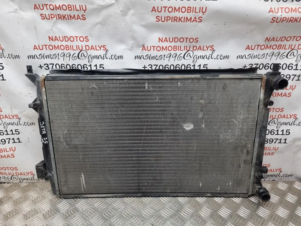 Coolant radiator – Volkswagen Jetta V (2005-2010)