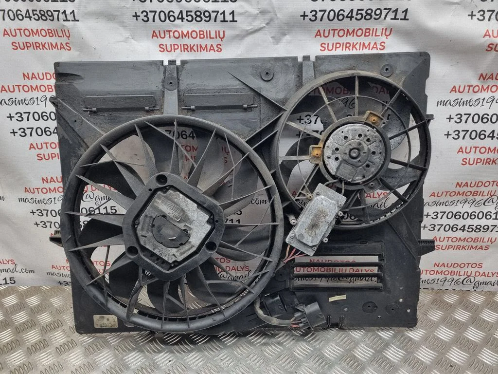 Electric radiator cooling fan 7L0121203G