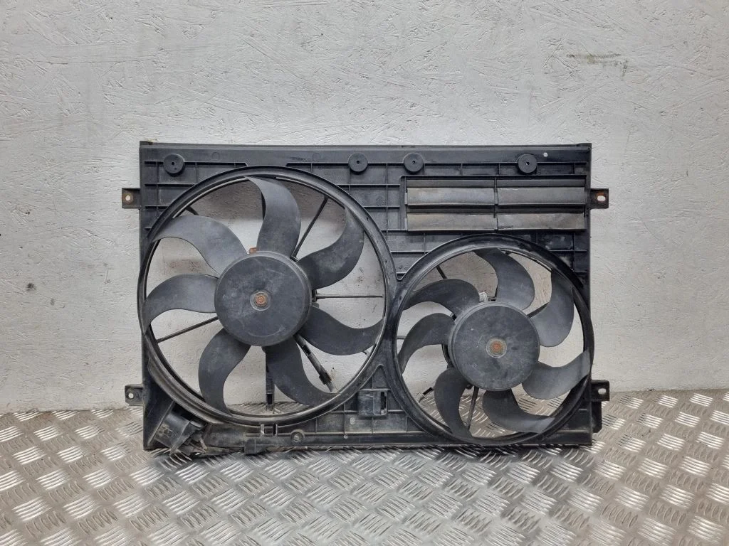 Electric radiator cooling fan 1K0121207AT