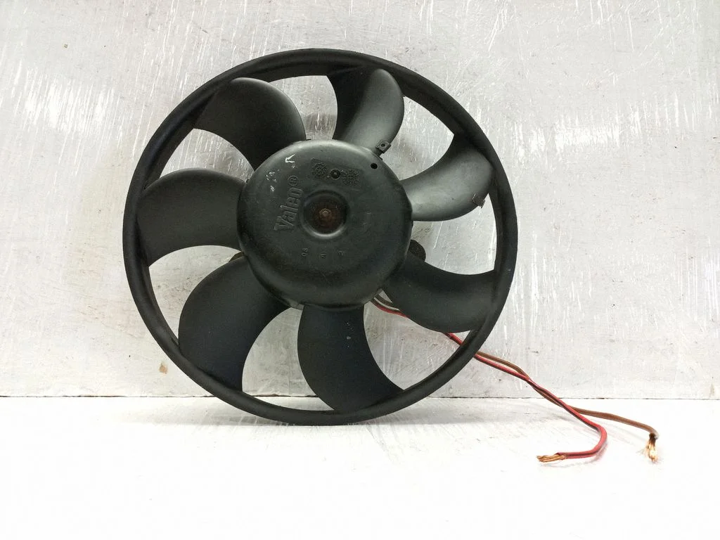 Electric radiator cooling fan