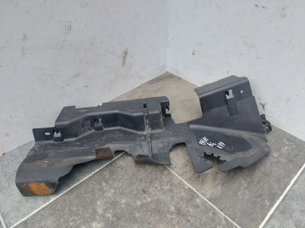 Intercooler air guide/duct channel 3C0121283