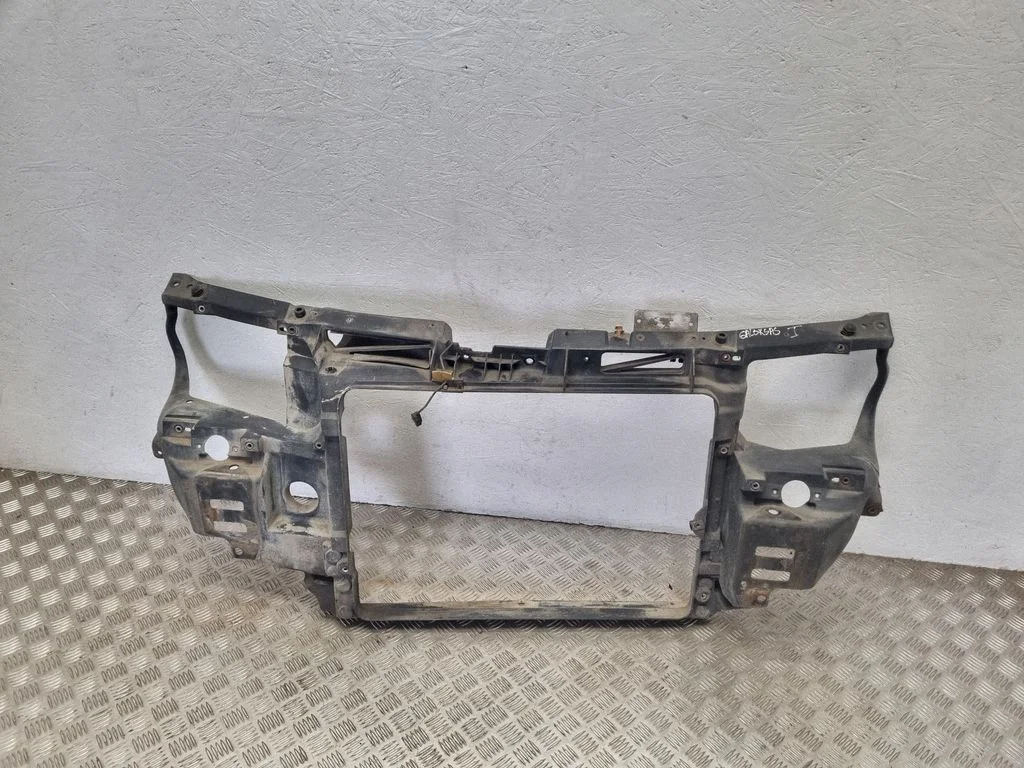 Radiator support slam panel – Ford Galaxy (1995-2000)