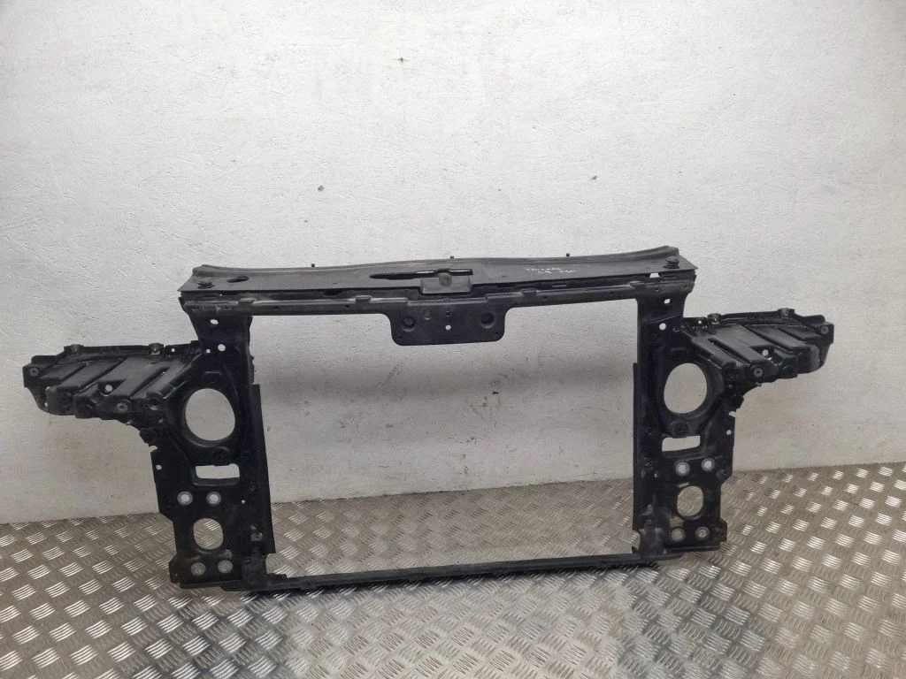 Radiator support slam panel – Volkswagen Touareg I (2002-2010)