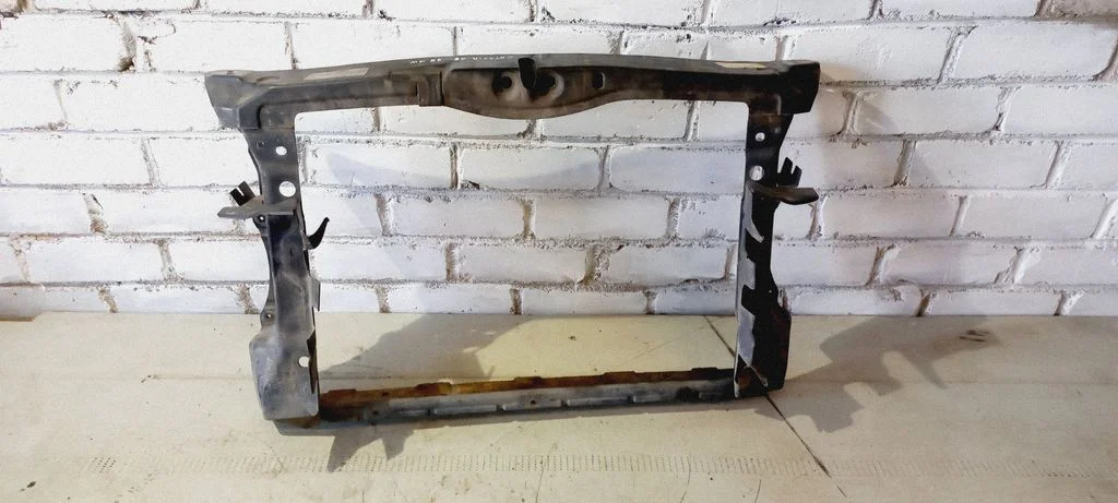 Radiator support slam panel 1Z0010409T