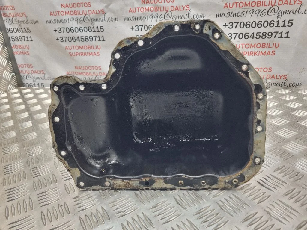 Oil sump