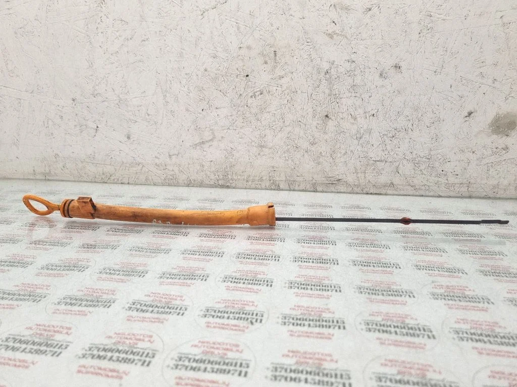 Oil level dip stick 06A115611B