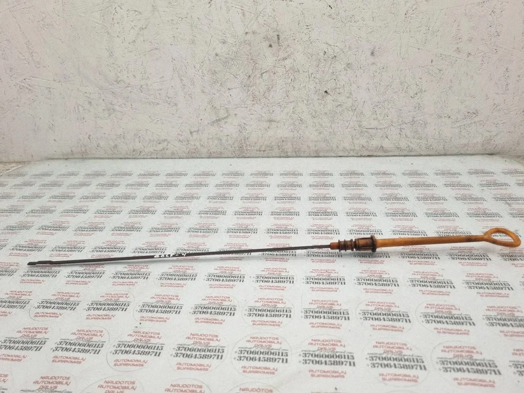 Oil level dip stick – Volkswagen Golf IV (1998-2005)