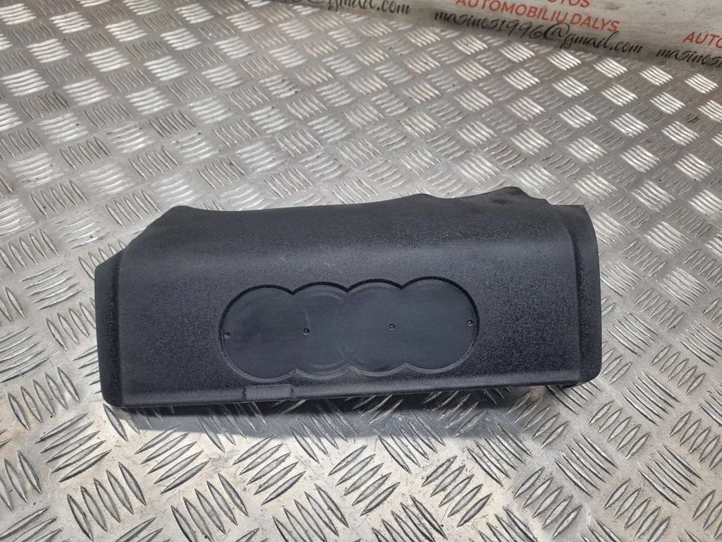 Engine cover (trim) – Audi Q7 4L (2005-2015)