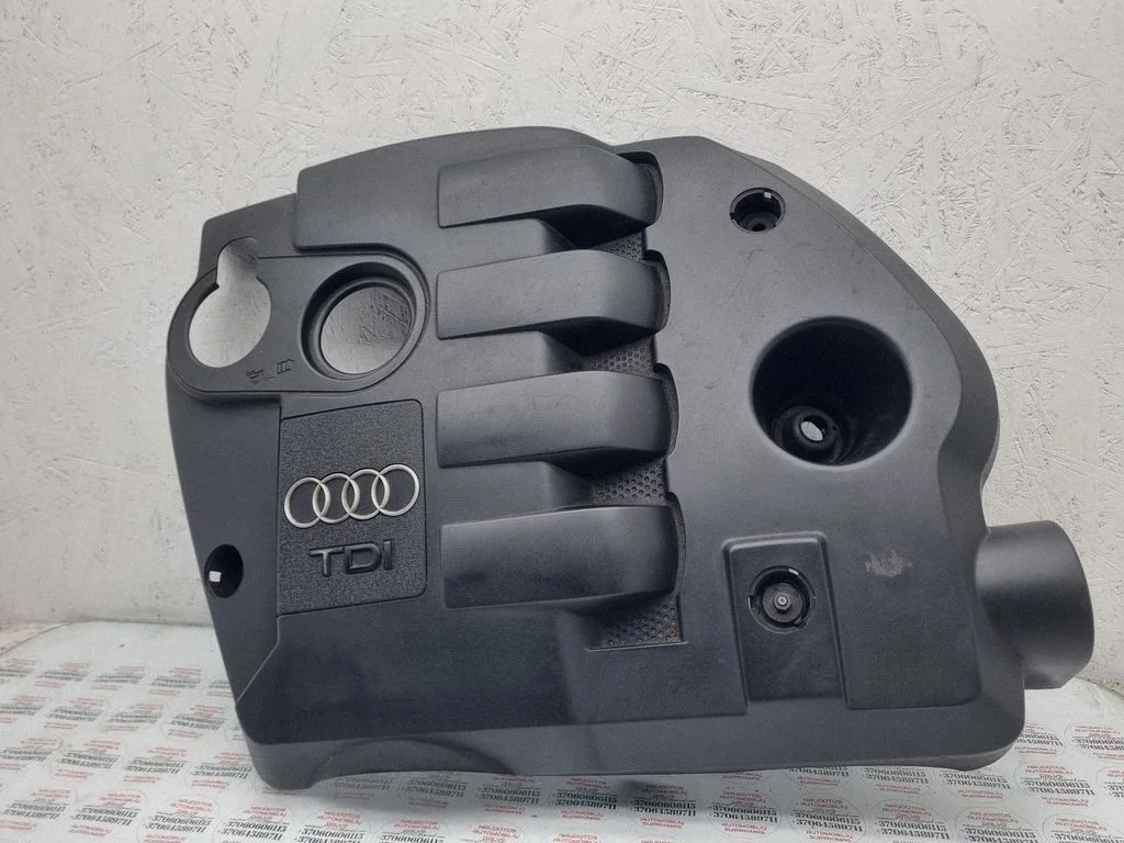 Engine cover (trim) 038103925