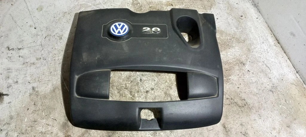 Engine cover (trim) 06A103935BS