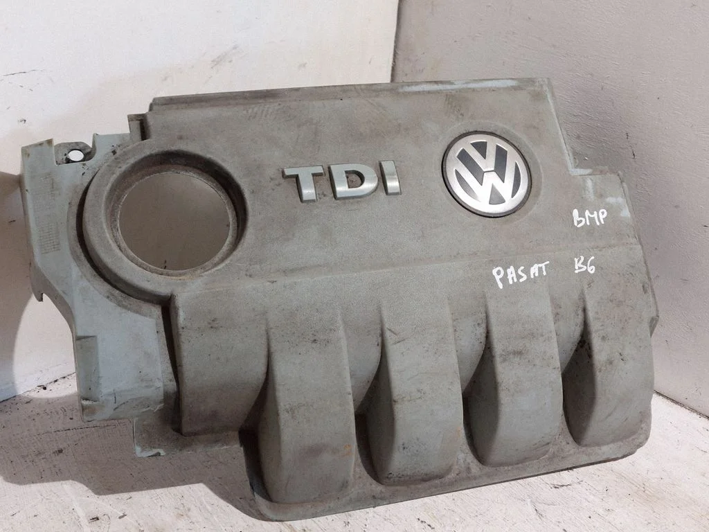 Engine cover (trim) 03G103967