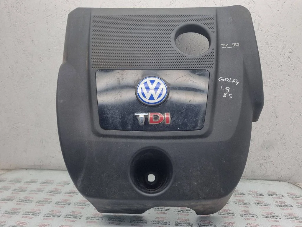 Engine cover (trim) – Volkswagen Golf IV (1998-2005)