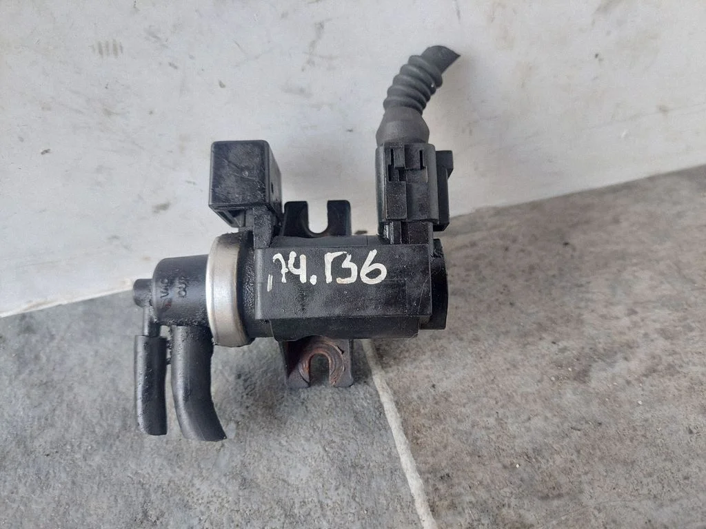 Turbo solenoid valve 1J0973722A