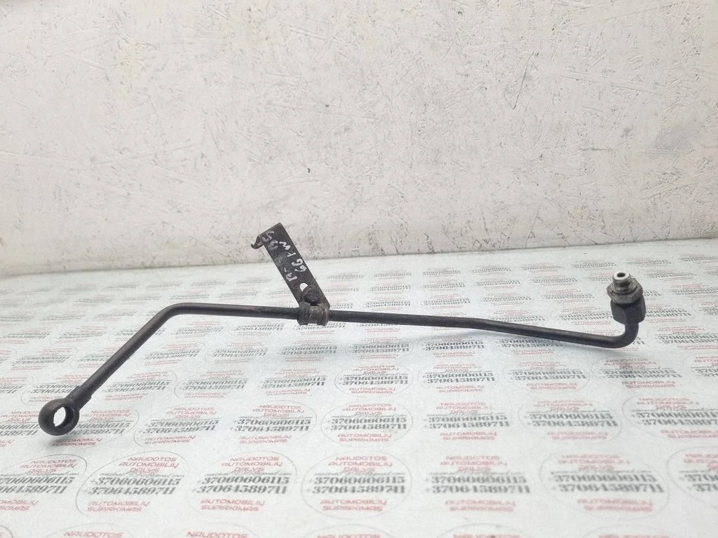 Przewody/węże olejowe turbo 028145859A