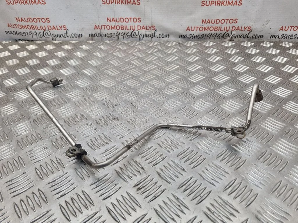 Turbo turbocharger oiling pipe/hose – Volkswagen Touran I (2003-2010)