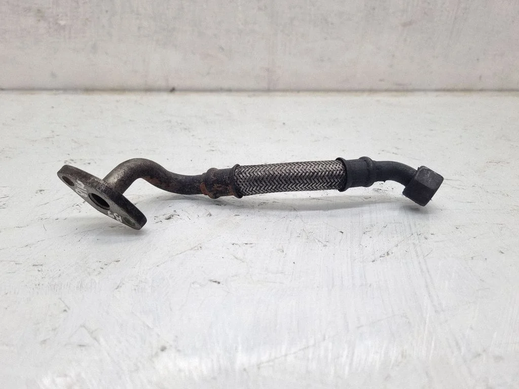 Turbo turbocharger oiling pipe/hose – Audi A4 S4 B5 8D (1999-2000)