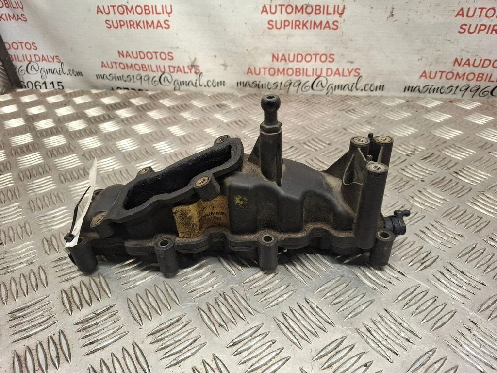 Kolektor ssący 059129711T