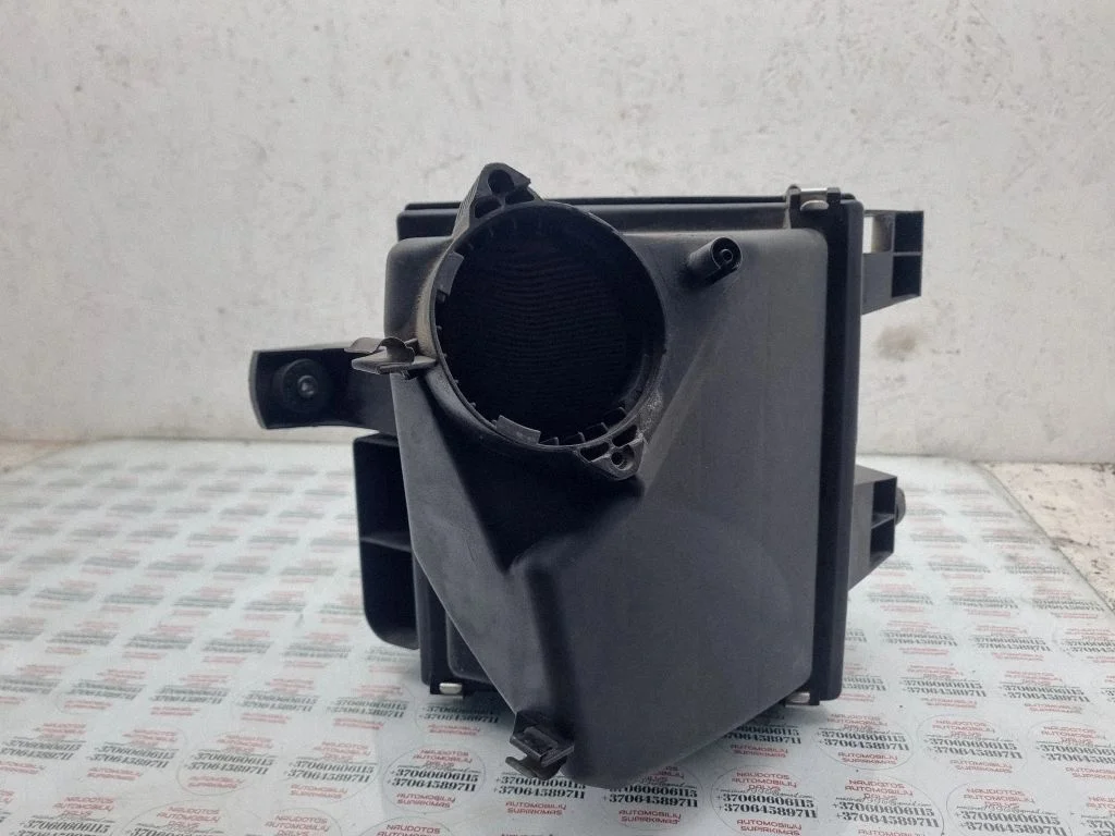 Air filter box 4B0133835L