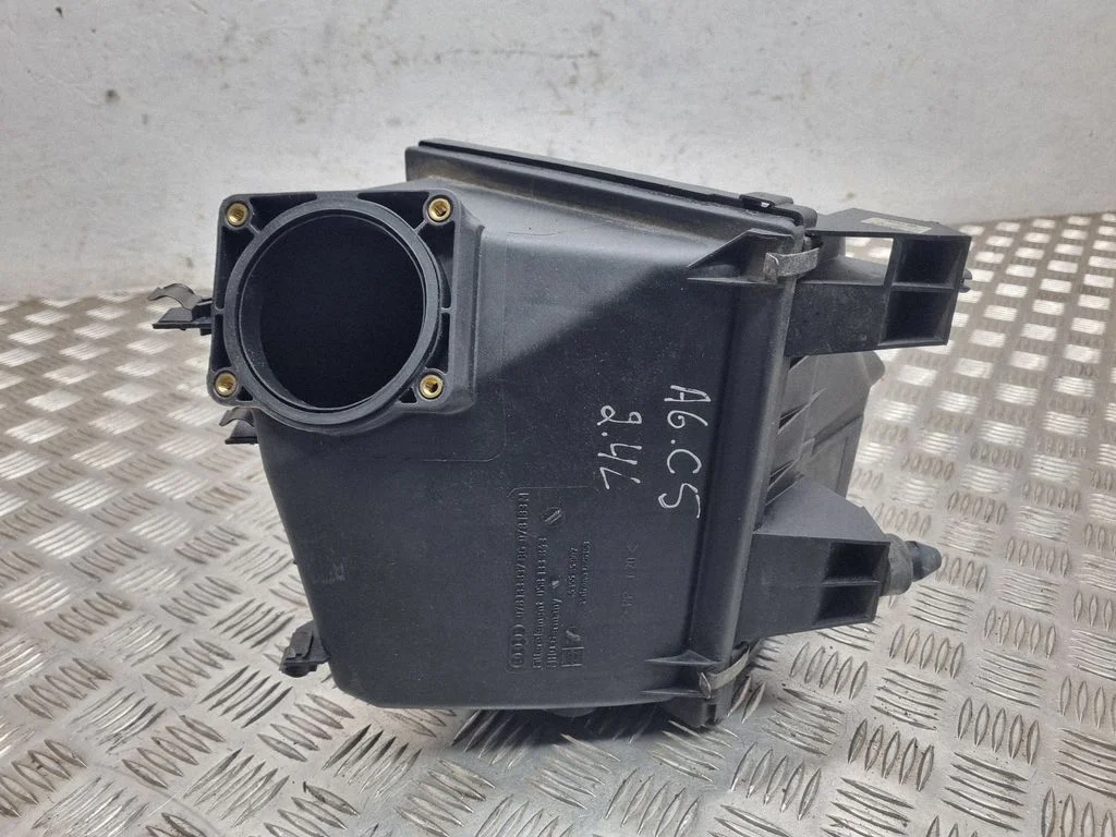 Air filter box – Audi A6 Allroad C5 (1999-2005)