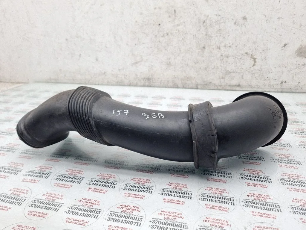 Air intake duct part – Audi Q7 4L (2005-2015)
