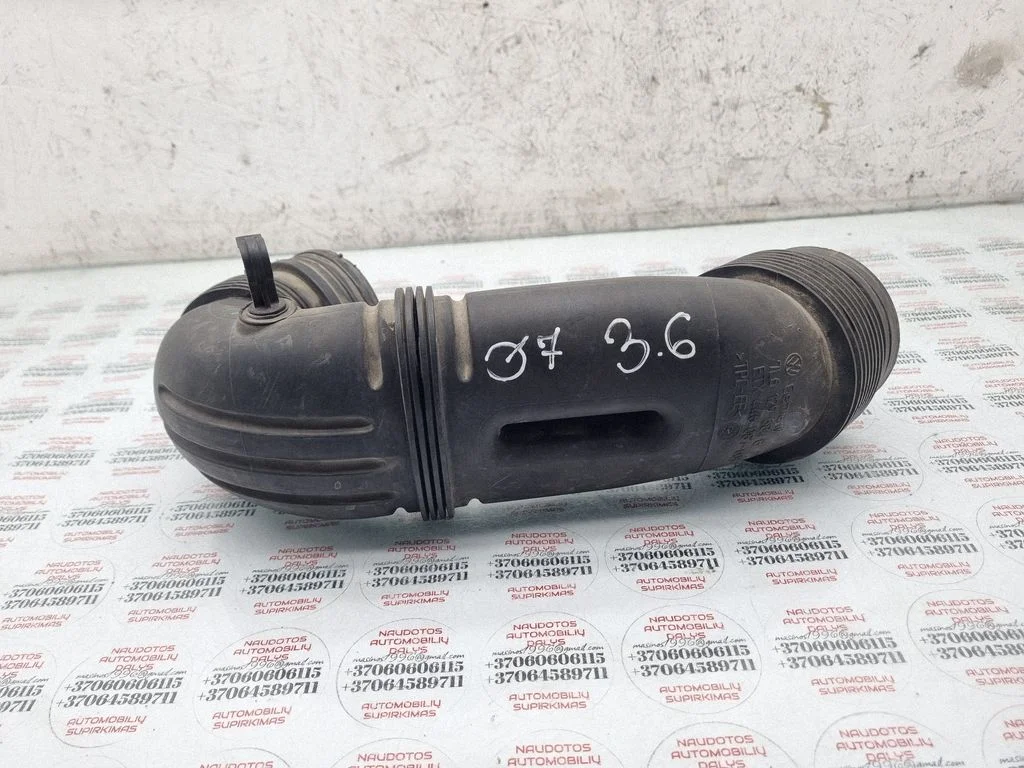 Air intake duct part – Audi Q7 4L (2005-2015)