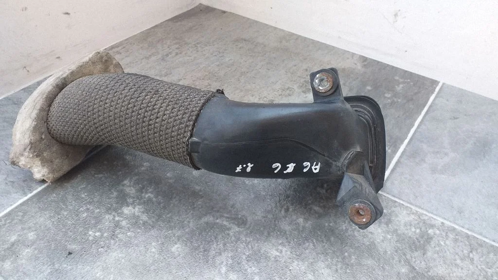 Część kanału dolotowego 4F0129604C